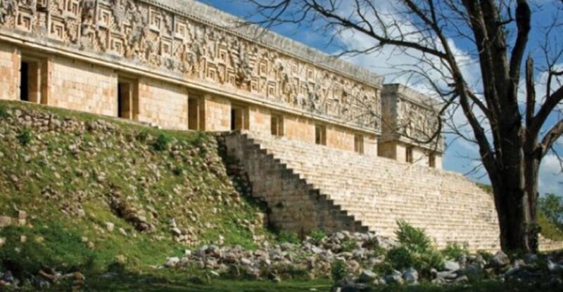 From Merida: Uxmal and Hacienda Mucuyché Full-Day Tour - Uxmal Highlights