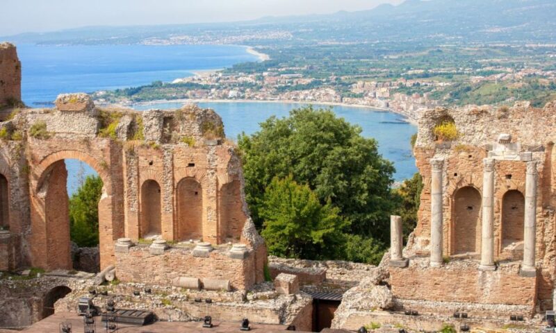 From Messina: Private Air-Conditioned Transfer to Taormina - Booking and Flexibility