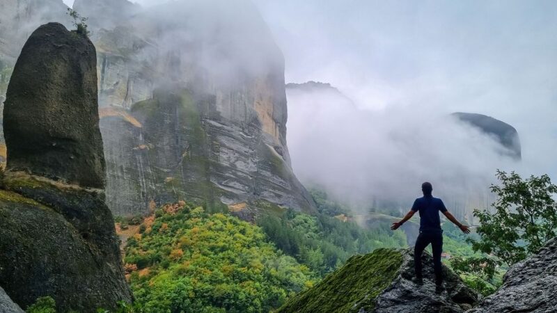 From Meteora: Hidden Hermit Caves Sunset Hiking Tour - Experience Highlights