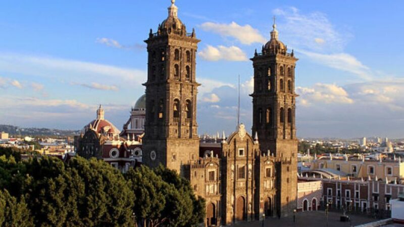 From Mexico City: Cholula, Tonantzintla and Puebla Tour - Admiring Tonantzintlas Indigenous Baroque Art