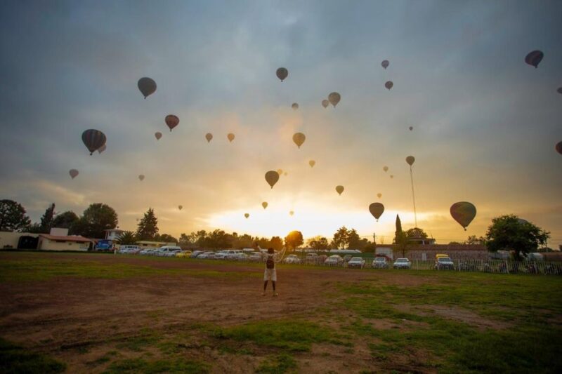 From Mexico City: Hot Air Balloon & Bike Tour in Teotihuacan - Key Points