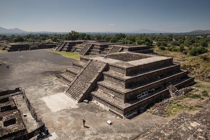 From Mexico City: Private Teotihuacan Pyramids With Local Lunch - Highlights of the Tour