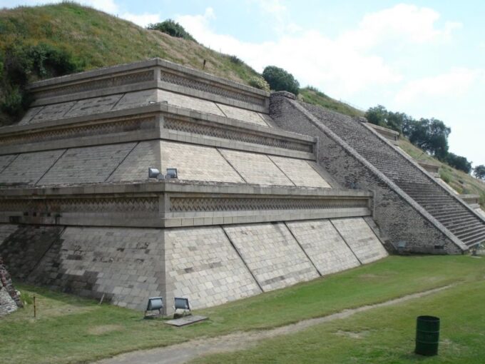 From Mexico City: Puebla, Taxco & Prehispanic Mine in 2 Days - Taxcos Colonial Charm