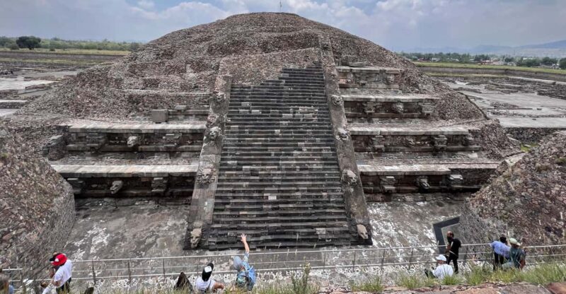 From Mexico City: Pyramids of Teotihuacan Private Tour - Key Points