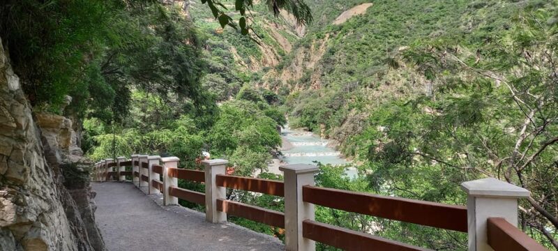 From Mexico City: Sunrise Tour, Tolantongo Caves Hot Springs - Included Amenities
