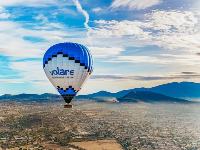 From Mexico City: Teotihuacan Air Balloon Flight & Breakfast - Archaeological Site Exploration