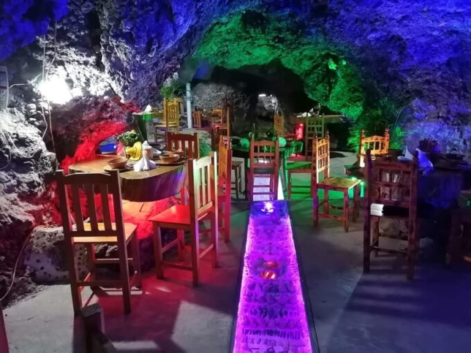 From Mexico City: Teotihuacan & Basilica of Guadalupe Tour - Mictlán Restaurante Subterráneo