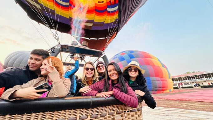 From Mexicocity:Balloon Flight Over Thepyramidsofteotihuacan - Transportation Options