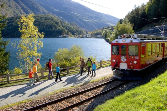 From Milan: Bernina and St. Moritz Day Tour by Scenic Train - Returning to Milan