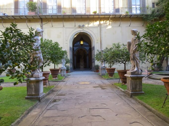 From Milan: Florence Walking Tour With Train Tickets - Frequently Asked Questions