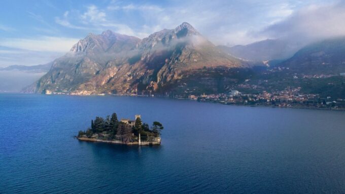From Milan: Full Day in Franciacorta. 2 Wineries & Lunch - Discovering Franciacorta Wine Region