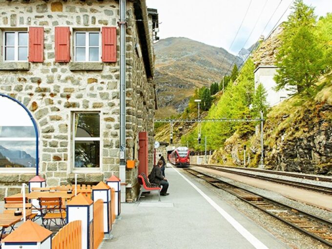 From Milan: St Moritz & Alps Day Trip With Bernina Red Train - Trip Highlights
