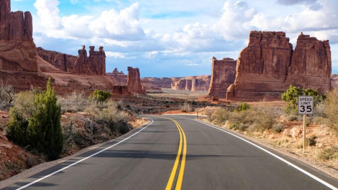 From Moab: Arches National Park Scenic Tour With Short Hikes - Physical Requirements