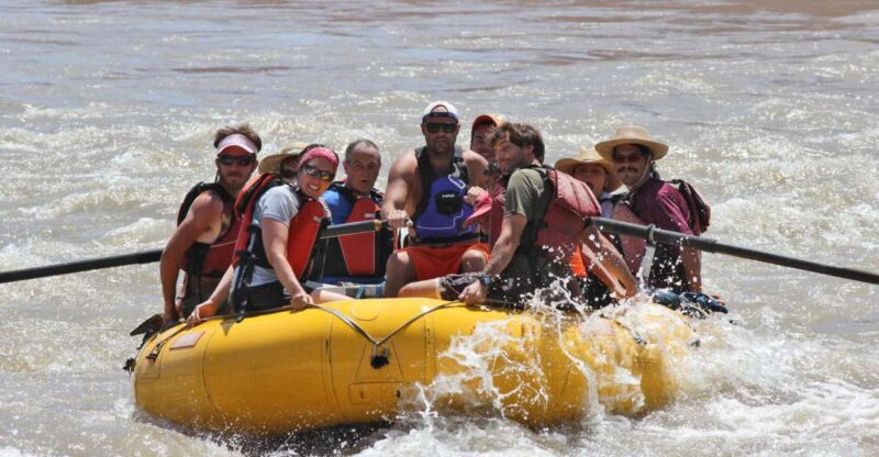 From Moab: Canyonlands 4x4 Drive and Colorado River Rafting - Experience Highlights