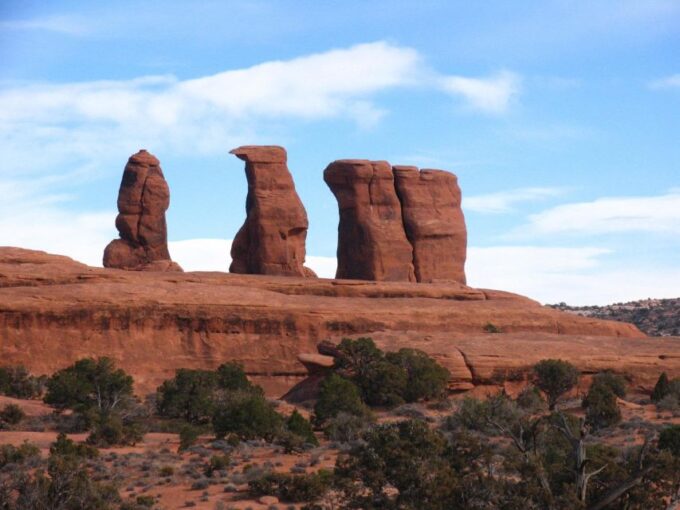 From Moab: Half-Day Arches National Park 4x4 Driving Tour - Pickup and Transport