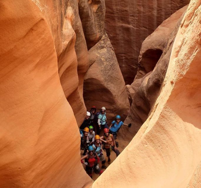 From Moab or Hanksville: North Wash Slot Canyon Experience - Itinerary