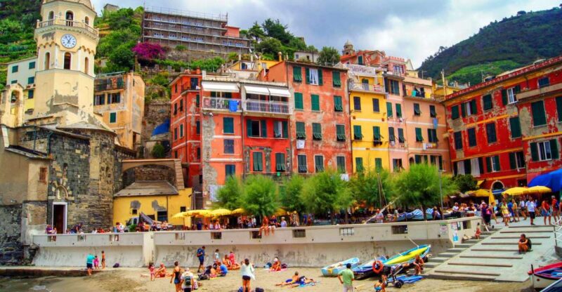 From Montecatini: Cinque Terre Con Lucca Guided Tour - Manarola Exploration
