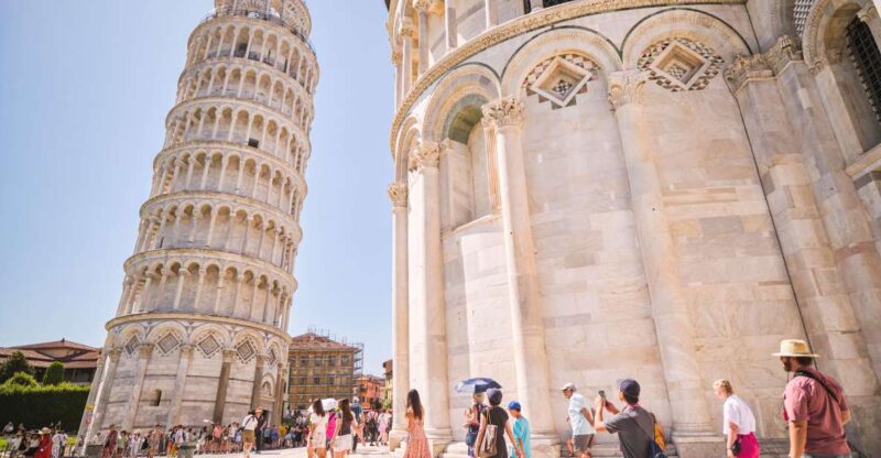 From Montecatini: Pisa & Lucca Day Full Day Tour - Guiding Services