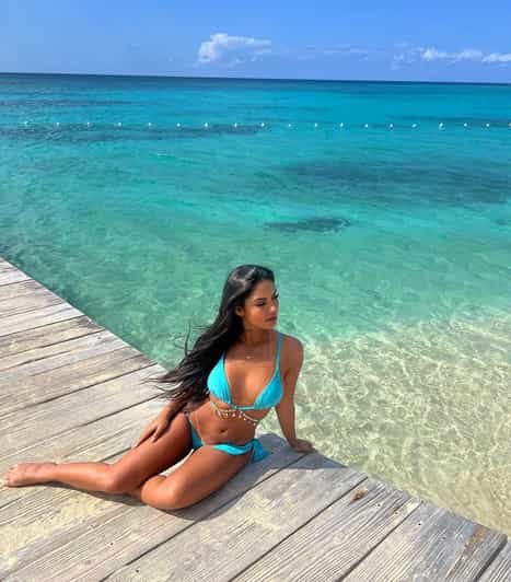 From Montego Bay: Doctors Cave Beach and Shopping Day Tour - Visiting Doctors Cave Beach