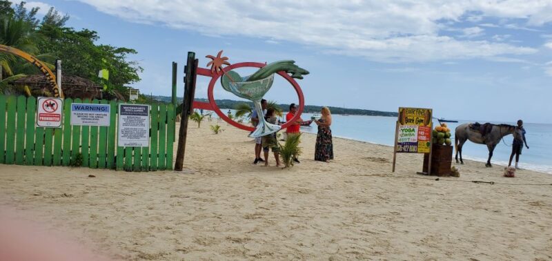 From Montego Bay: Negril Beach & Ricks Cafe Sunset Day Trip - Beach Experience