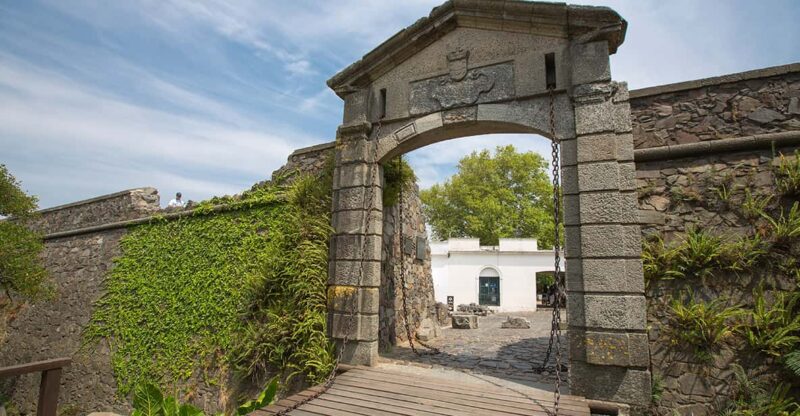 From Montevideo: Colonia Del Sacramento Full Day Tour - Key Points