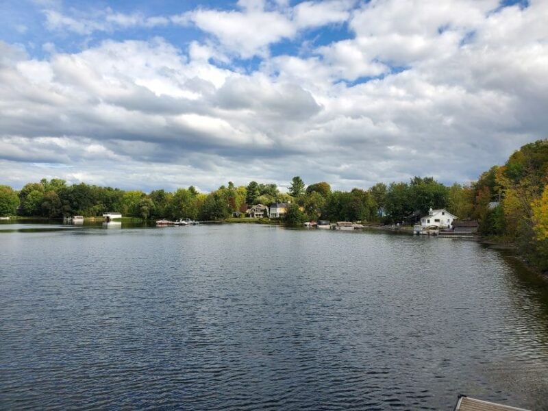 From Montreal: Eastern Townships Region Day Trip - Accessibility and Reviews