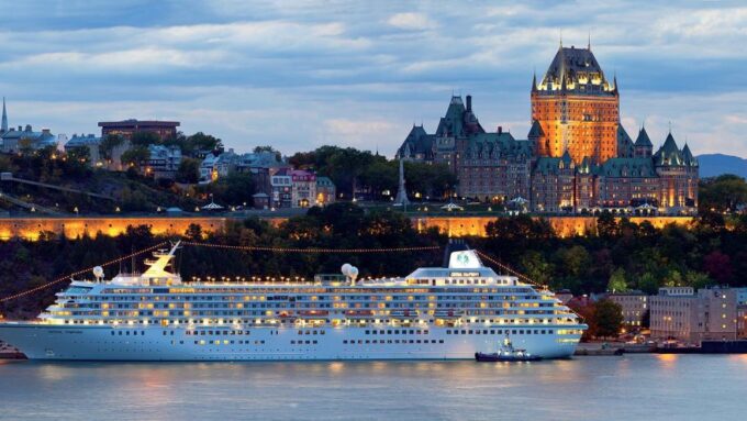 From Montreal: Full-Day Tour of Quebec City With Cruise - Duration and Price
