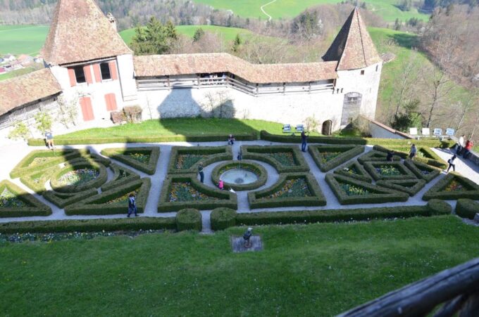 From Montreux, Bern or Fribourg: Gruyères Region TOUR - Accessibility Considerations