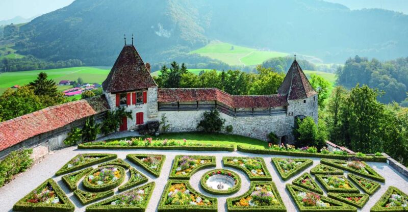 From Montreux: Gruyères City Cheese and Chocolate Day Tour - Cultural and Historical Insights
