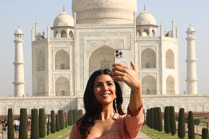 From Mumbai: Overnight Taj Mahal Tour With Flight & Hotel - Booking and Confirmation Details