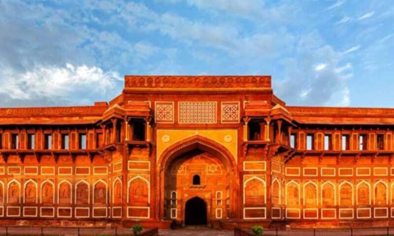 From Mumbai: Same Day Taj Mahal by Flight - Key Points