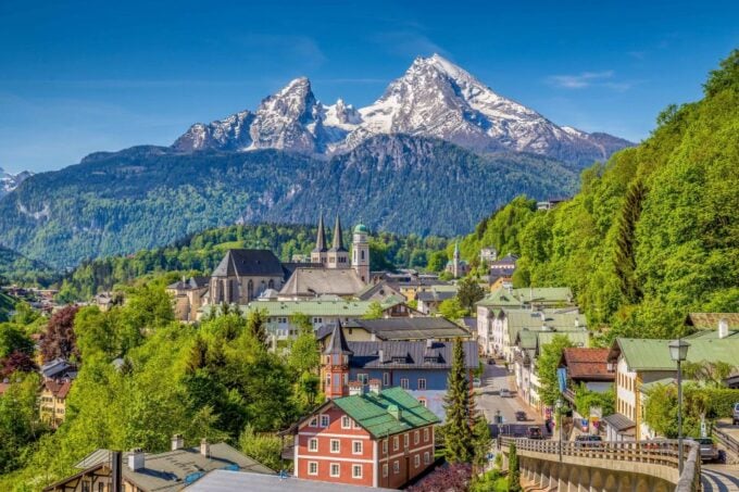 From Munich: Berchtesgaden Foothills and Obersalzberg - Meeting Point and Arrival