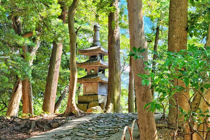From Nagoya: Castles and Canals in Hikone and Omi Hachiman - Cruising Through Omi Hachiman