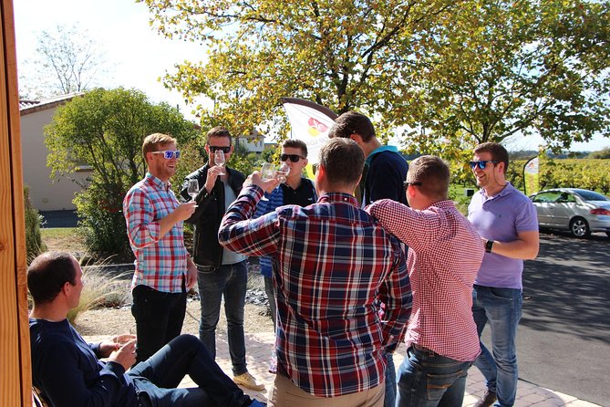 From Nantes - Vineyard of Nantes in Minivan - Half Day - Meeting and Pickup Details