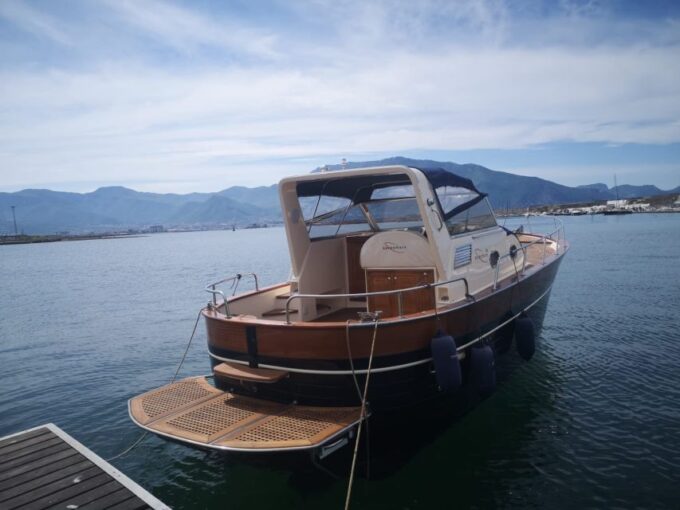 From Naples: Boat Tour to Capri Island With Aperitiv - Boat Ride Duration