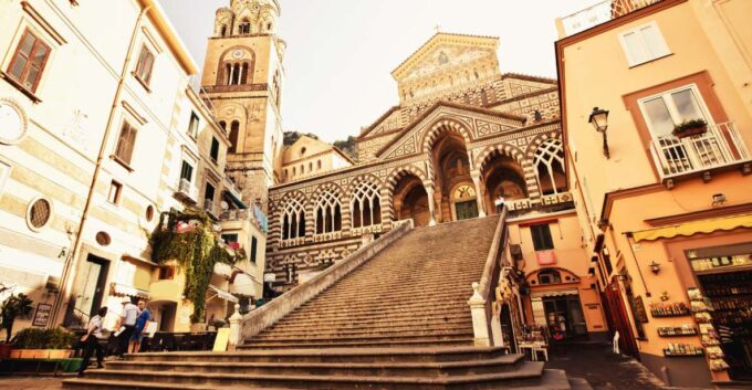 From Naples: Day Trip to Pompeii, Amalfi Coast, and Ravello - Shopping and Dining