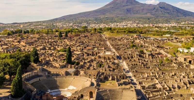 From Naples: Guided Pompei & Mount Vesuvius With Pizza Lunch - Key Points