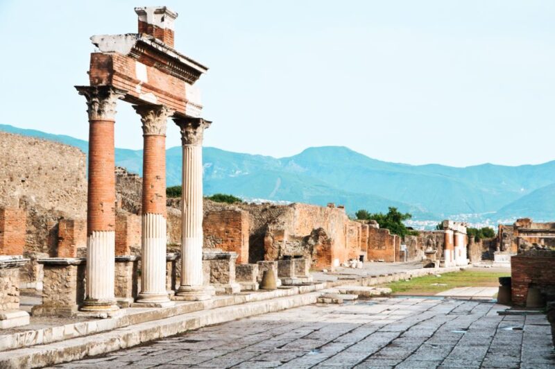 From Naples or Sorrento: Pompei Half-Day Tour - Key Points