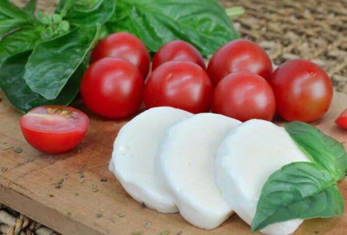 From Naples: Paestum Greek Temples, Bufala Mozzarella Farm - Vannulo Farms Artisanal Mozzarella