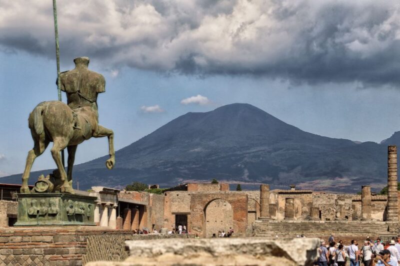 From Naples: Pompeii and Vesuvius Tour With Lunch - Key Points