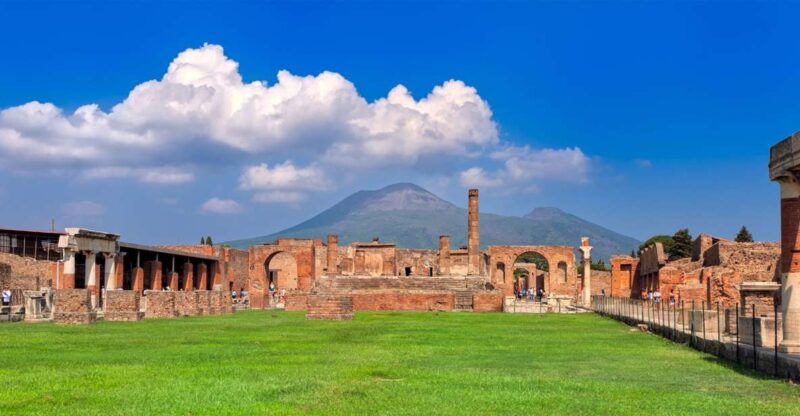 From Naples: Pompeii, Herculaneum, & Vesuvius Full-Day Tour - Experience Highlights