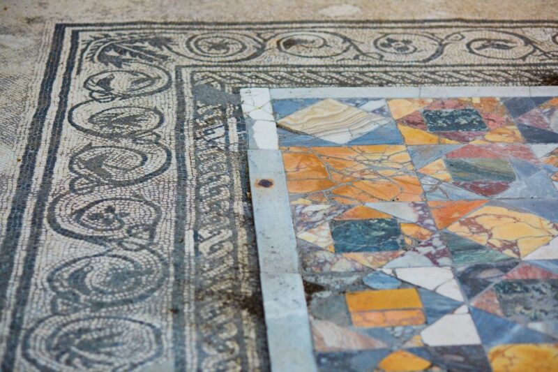 From Naples: Pompeii Skip-the-Line Guided Tour - Languages Offered