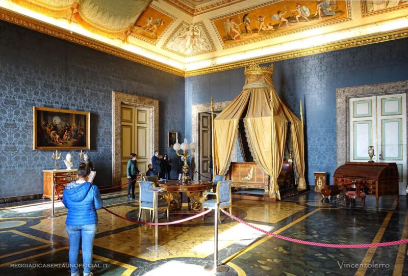 From Naples to Caserta Royal Palace & Historic Center - Itinerary Highlights