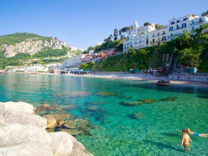 From Napoli to Capri: a Historical Journey Through Italy - Unique Experiences and Memories