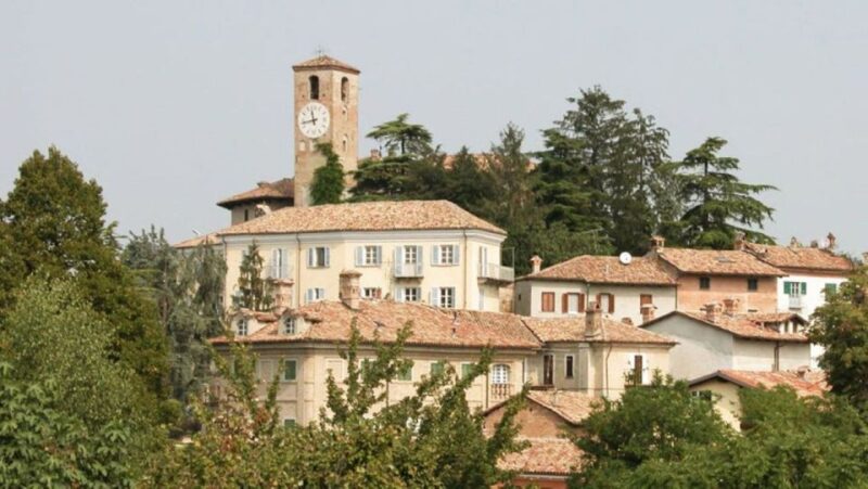 From Neive: Guided E-Bike Tour to Barbaresco and Treiso - Scenic Views of Piedmont