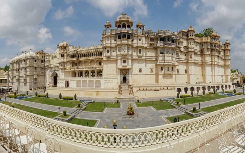 From New Delhi: 3-Day Jaipur Private Tour With 2-Nights B&B - Included Services