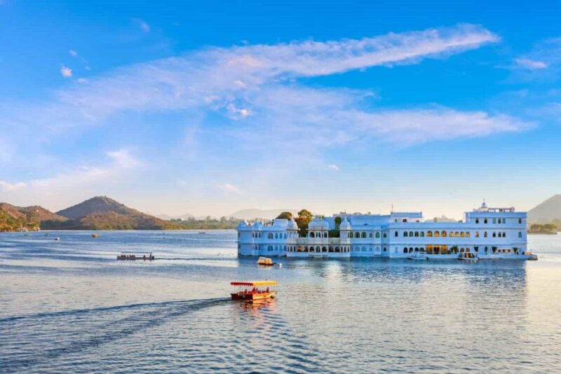 From New Delhi: 3-Day Jaipur Private Tour With 2-Nights B&B - Airport Transfers
