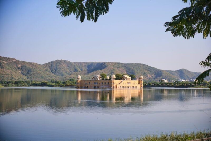From New Delhi: Jaipur 1-Day Guided City Tour With Pickup - Important Information for Participants