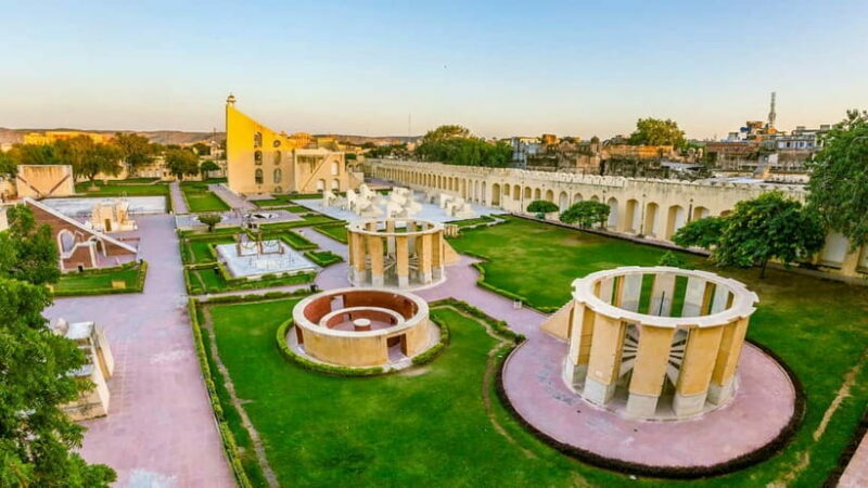 From New Delhi: Jaipur Day Trip by Train or Car - FAQs