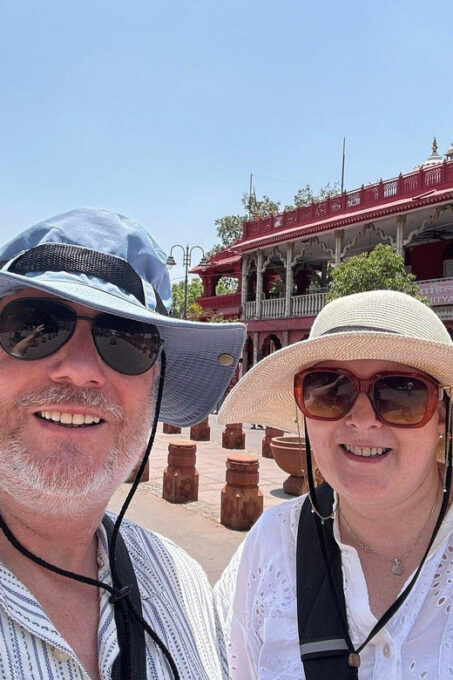 From New Delhi: Jaipur Guided City Tour With Hotel Pickup - Pickup and Drop-off Options